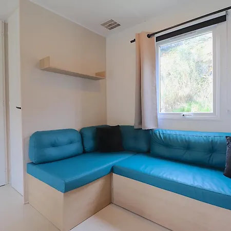 Camping Mobil Confort Sur Parcelle Privee - 2 -